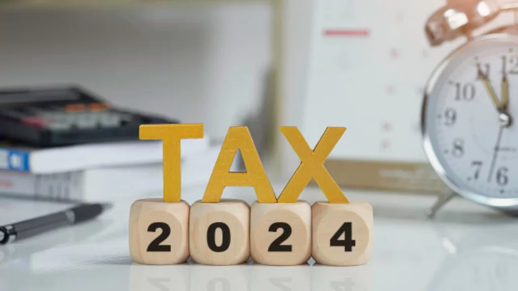 2024 Tax Season: Succeed Stress-Free - Featured Image